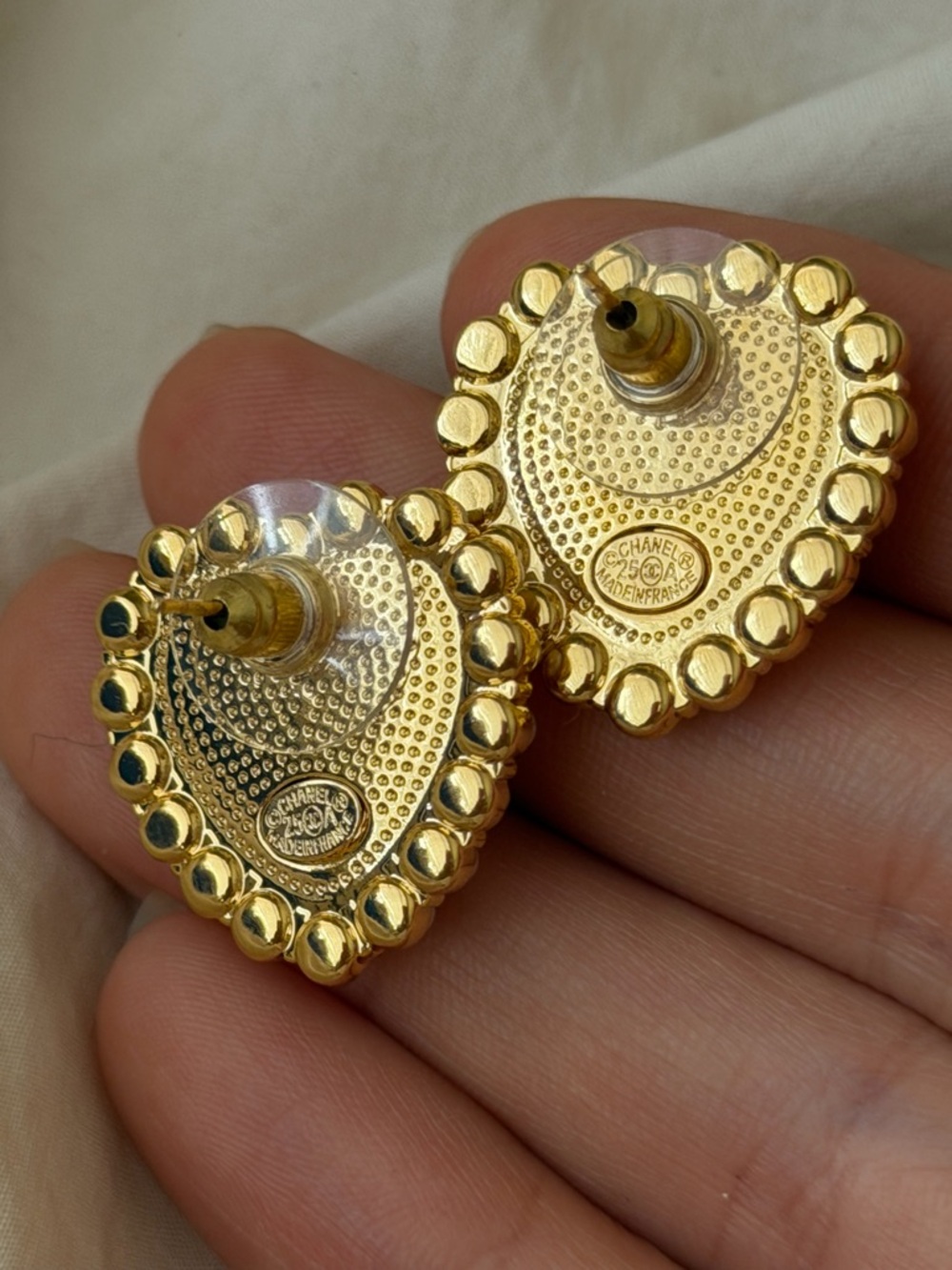 CHANEL Peach Heart Pearl-Trimmed CC Post Back Earrings - Picture 5 of 10